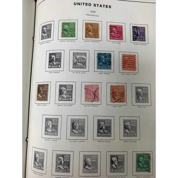 Vintage 1980 Treat Hobby Stars & Stripes American Stamp Album w 100+ Stamps - Picture 8 of 13